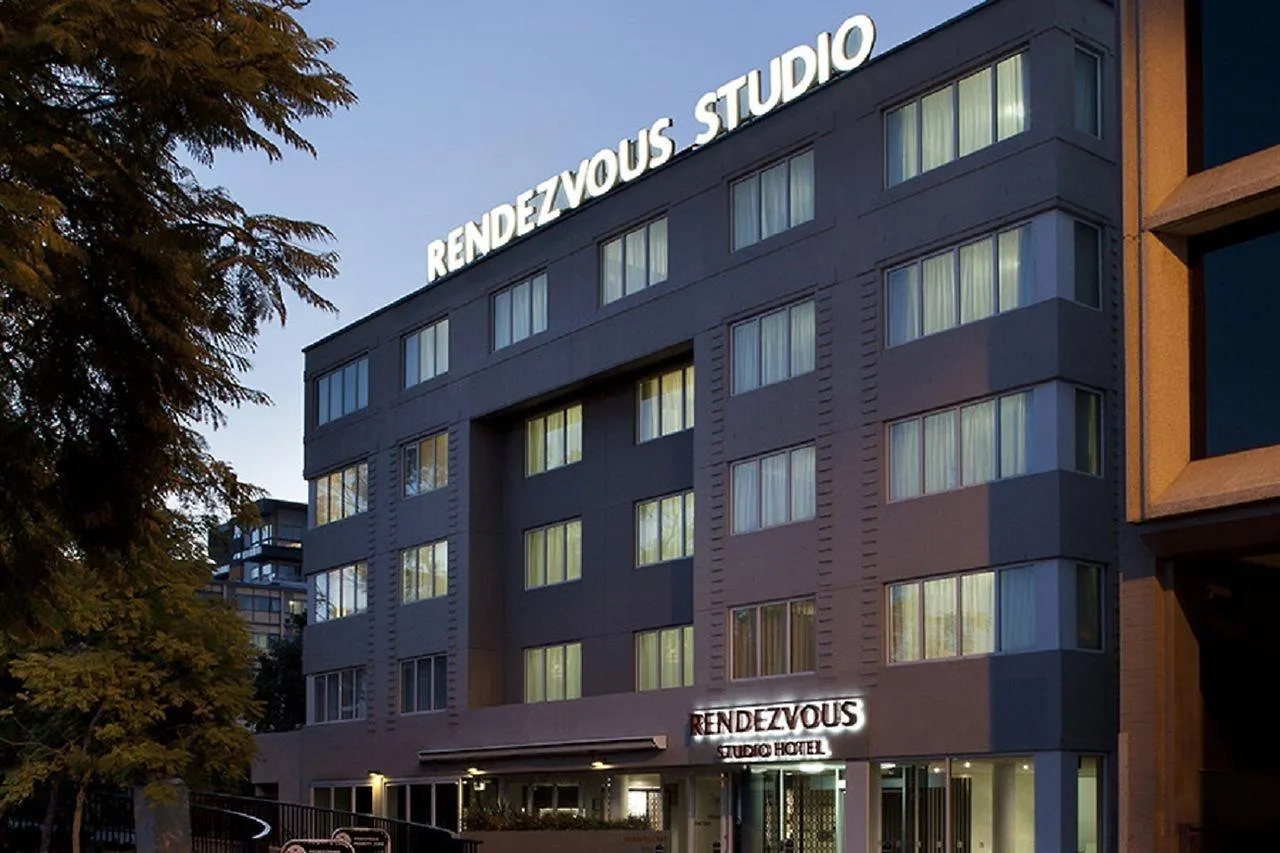 Rendezvous Hotel Perth Central 4*,
